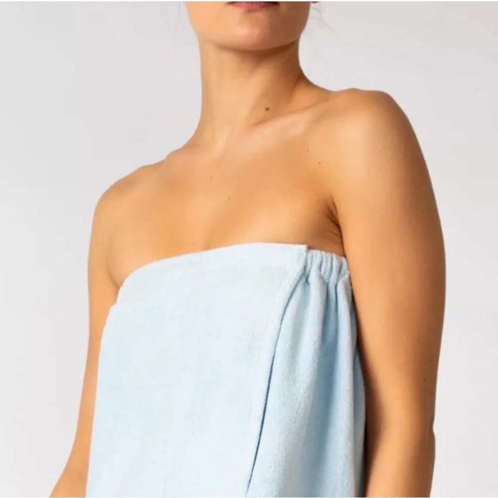 PJ Salvage Light Blue wrap around terry Towel - Picture 3 of 8
